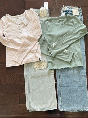 NWT Abercrombie Girls - Two Outfits - LS Rib Tops & 2 Pairs of Jeans - 9/10